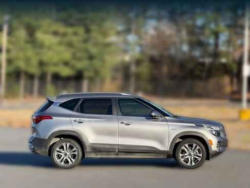 Used 2021 Kia Seltos S image 7