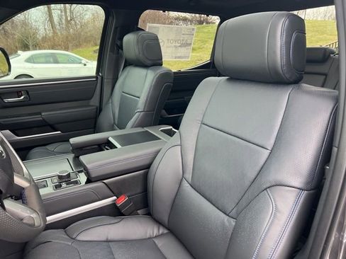 Certified 2025 Toyota Tundra Platinum image 18
