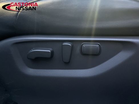 Used 2023 Nissan Armada SV image 40