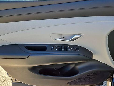 New 2025 Hyundai Tucson SEL image 11