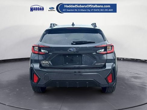 Used 2024 Subaru Crosstrek 2.0i Premium AWD/4WD image 4