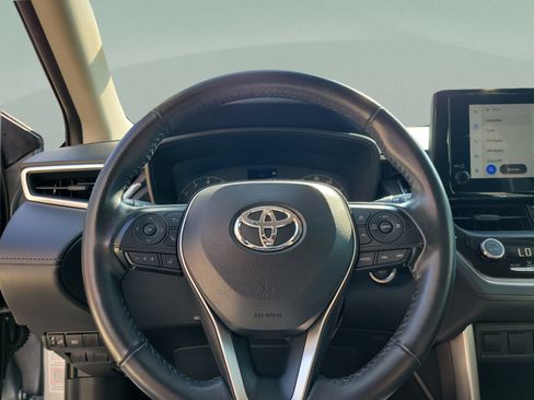 Certified 2023 Toyota Corolla Cross LE FWD image 12