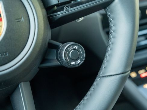 New 2026 Porsche Macan Turbo AWD/4WD image 31