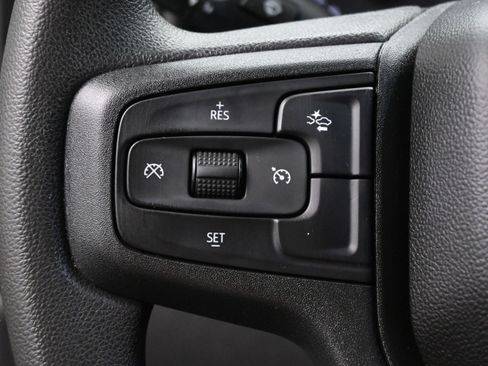 Used 2023 Chevrolet Silverado 1500 Custom image 17