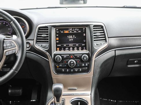 Used 2017 Jeep Grand Cherokee Limited w/ Trailer Tow Group IV RWD image 13