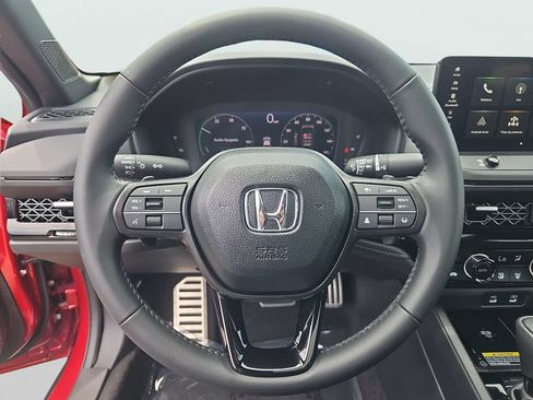 Used 2025 Honda Accord Sport image 27
