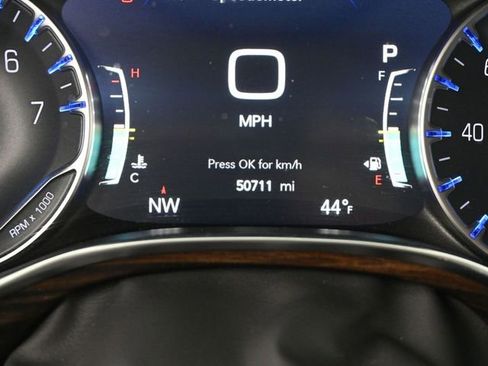 Used 2024 Chrysler Pacifica Limited w/ Trailer Tow Group image 31