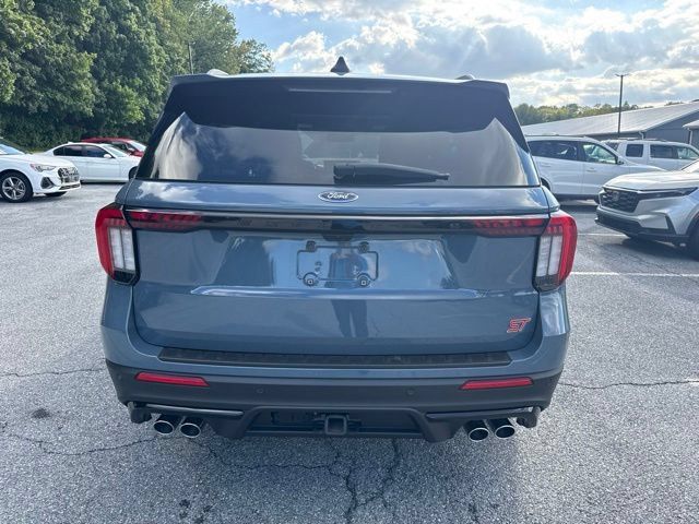 Used 2025 Ford Explorer ST w/ Sun And Sound Package RWD image 6