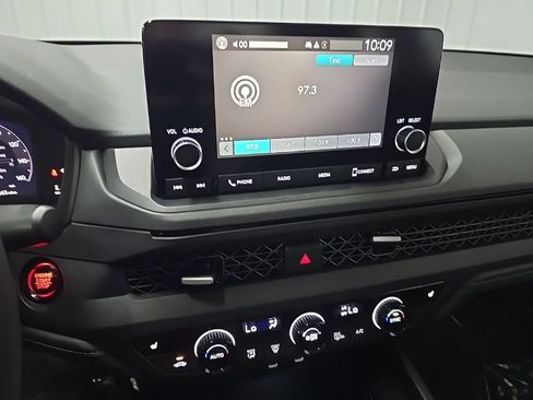 Used 2023 Honda Accord EX image 25