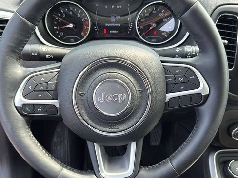 Used 2017 Jeep Compass Sport w/ Cold Weather Group AWD/4WD image 11