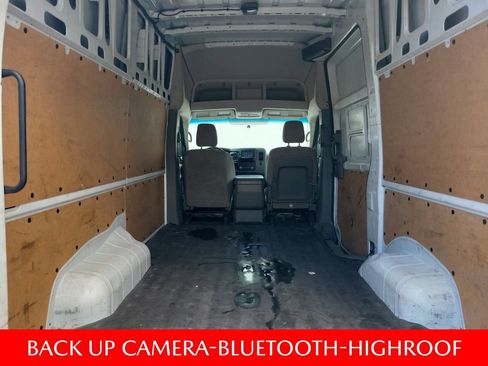 Certified 2019 Nissan NV 2500 SV RWD image 14