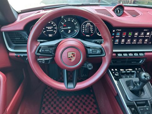 Certified 2024 Porsche 911 Carrera 4S AWD/4WD image 16