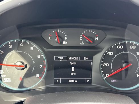 Used 2022 Chevrolet Malibu LS image 28