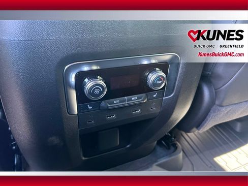 New 2026 GMC Yukon AT4 w/ AT4 Premium Plus Package AWD/4WD image 33
