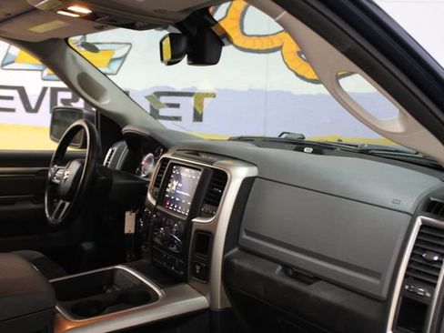 Used 2019 RAM 1500 Warlock AWD/4WD image 12
