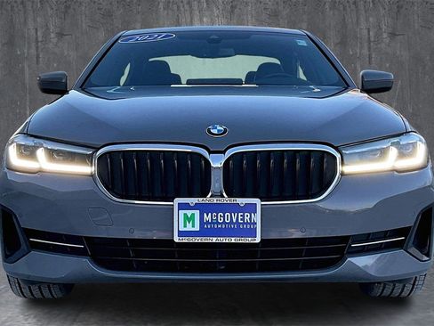 Used 2021 BMW 530i xDrive w/ Convenience Package image 2
