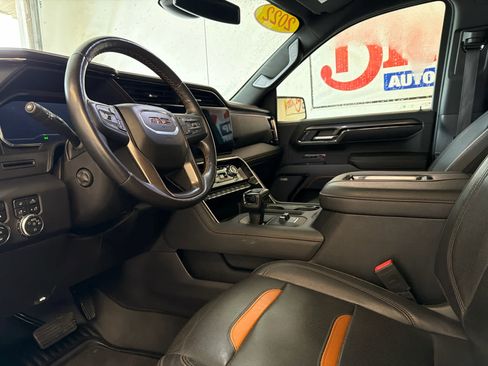 Used 2022 GMC Sierra 1500 AT4 w/ Sierra Safety Plus Package image 14