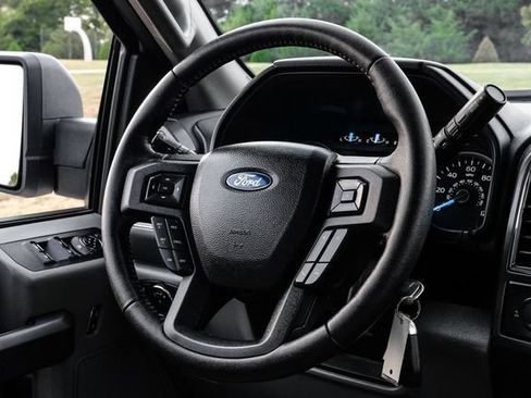 Used 2019 Ford F150 XLT w/ Equipment Group 301A Mid RWD image 16