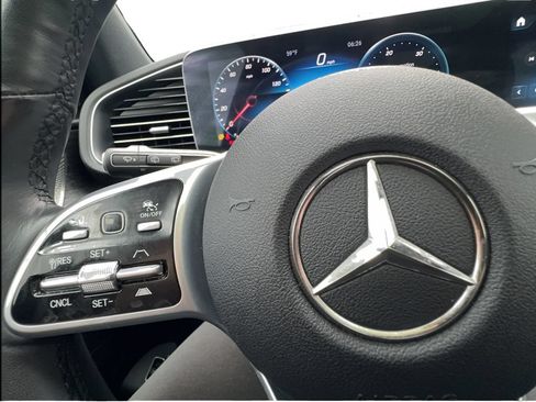 Used 2022 Mercedes-Benz GLE 350 4MATIC image 40