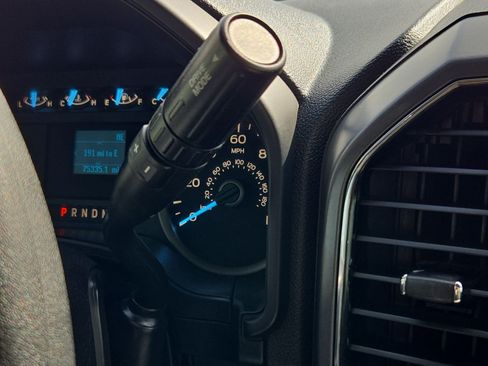 Used 2018 Ford F150 XLT RWD image 24