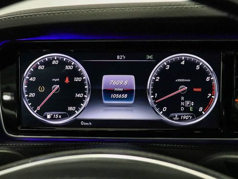 Used 2017 Mercedes-Benz S 550 Sedan image 25