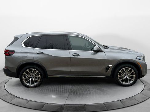 Used 2026 BMW X5 xDrive40i w/ Climate Comfort Package AWD/4WD image 8