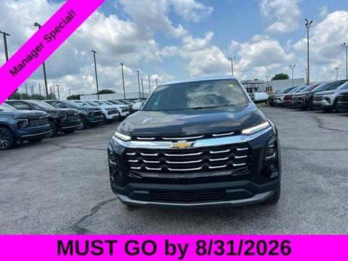 Used 2025 Chevrolet Equinox LT w/ Safety and Technology Package FWD image 8