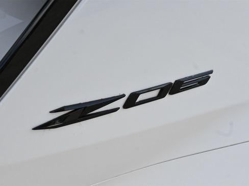 Used 2025 Chevrolet Corvette Z06 w/ Battery Protection Package image 18