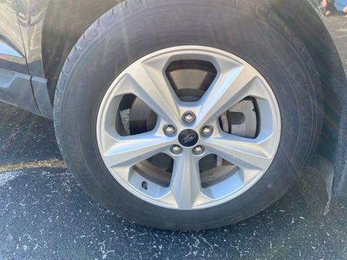 Used 2024 Ford Edge SE AWD/4WD image 2