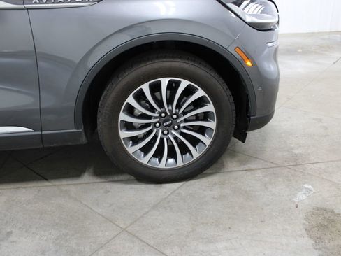 Used 2024 Lincoln Aviator Reserve w/ Equipment Group 201A RWD image 40