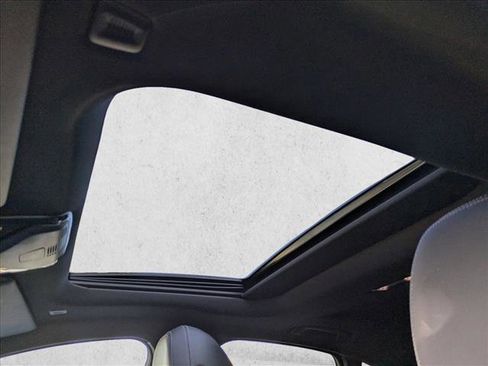 Used 2024 BMW i4 eDrive40 w/ Premium Package image 17