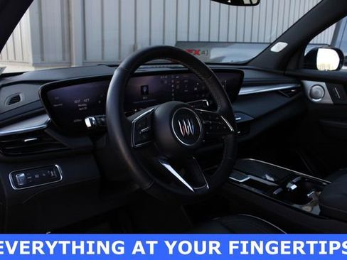 Used 2025 Buick Enclave Avenir w/ Trailering Package, 5000 lbs. FWD image 2