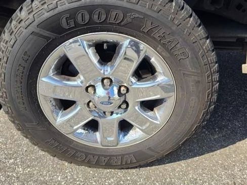 Used 2013 Ford F150 Lariat w/ Lariat Chrome Pkg AWD/4WD image 10