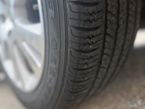 Used 2012 Toyota Avalon image 13