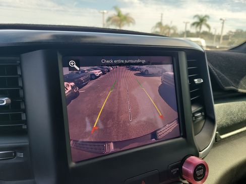 Used 2019 RAM 1500 Big Horn AWD/4WD image 23