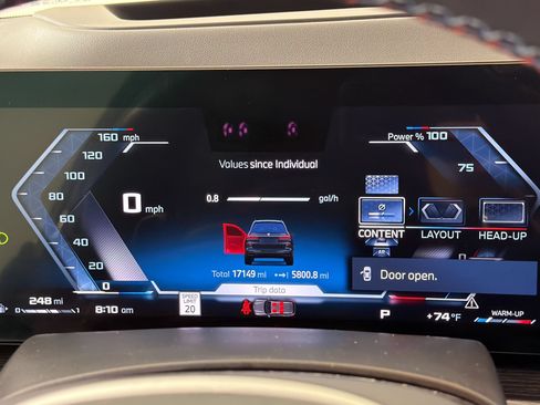 Used 2025 BMW X7 M60i AWD/4WD image 25