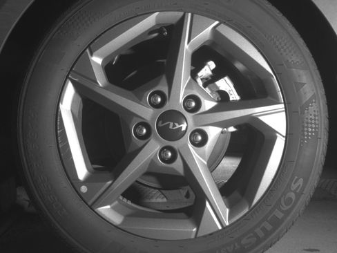 Used 2025 Kia K4 LXS image 14