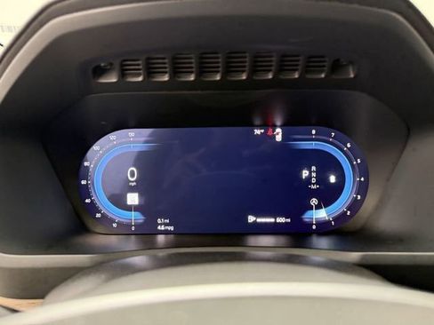 Certified 2025 Volvo XC90 B6 Plus image 17