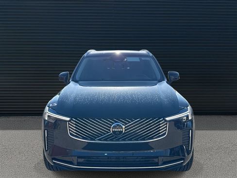 New 2026 Volvo XC90 B6 Plus w/ Protection Package Premier image 2