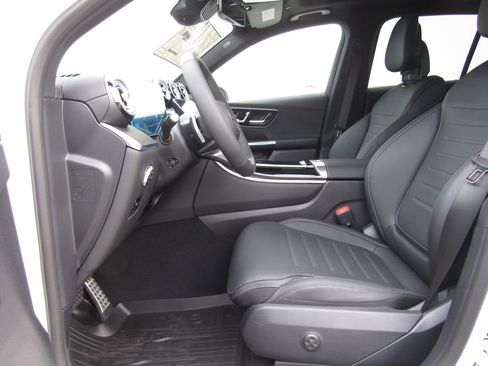 New 2026 Mercedes-Benz GLC 300 GLC 300 image 9