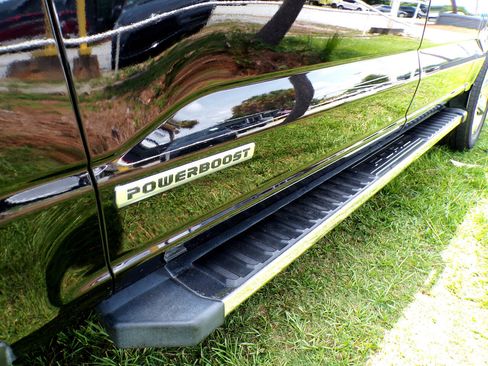 Used 2021 Ford F150 Lariat image 5