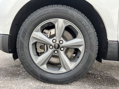 Certified 2022 Ford Edge SEL w/ Sport Appearance Package image 16