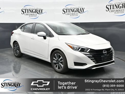 Used 2024 Nissan Versa SV FWD image 1
