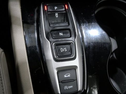 Used 2022 Honda Pilot Touring image 23