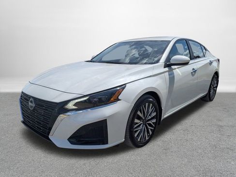 New 2025 Nissan Altima 2.5 SV w/ SV Premium Package image 7