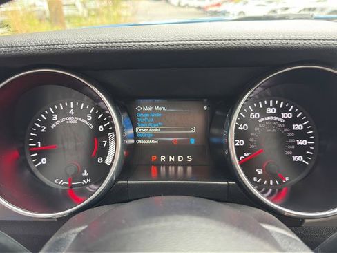 Certified 2019 Ford Mustang Premium RWD image 22