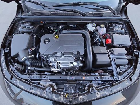 New 2025 Chevrolet Malibu LT w/ Midnight Edition image 33