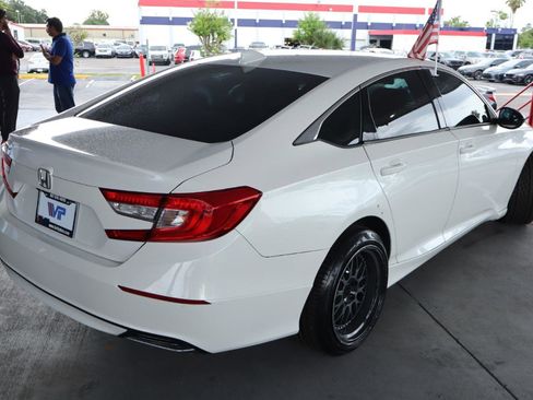 Used 2019 Honda Accord LX image 5