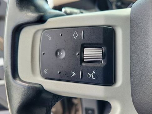 Used 2023 Land Rover Defender 110 S image 23