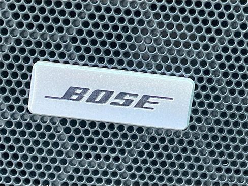 Used 2023 Chevrolet Traverse LT w/ LT Premium Package image 19